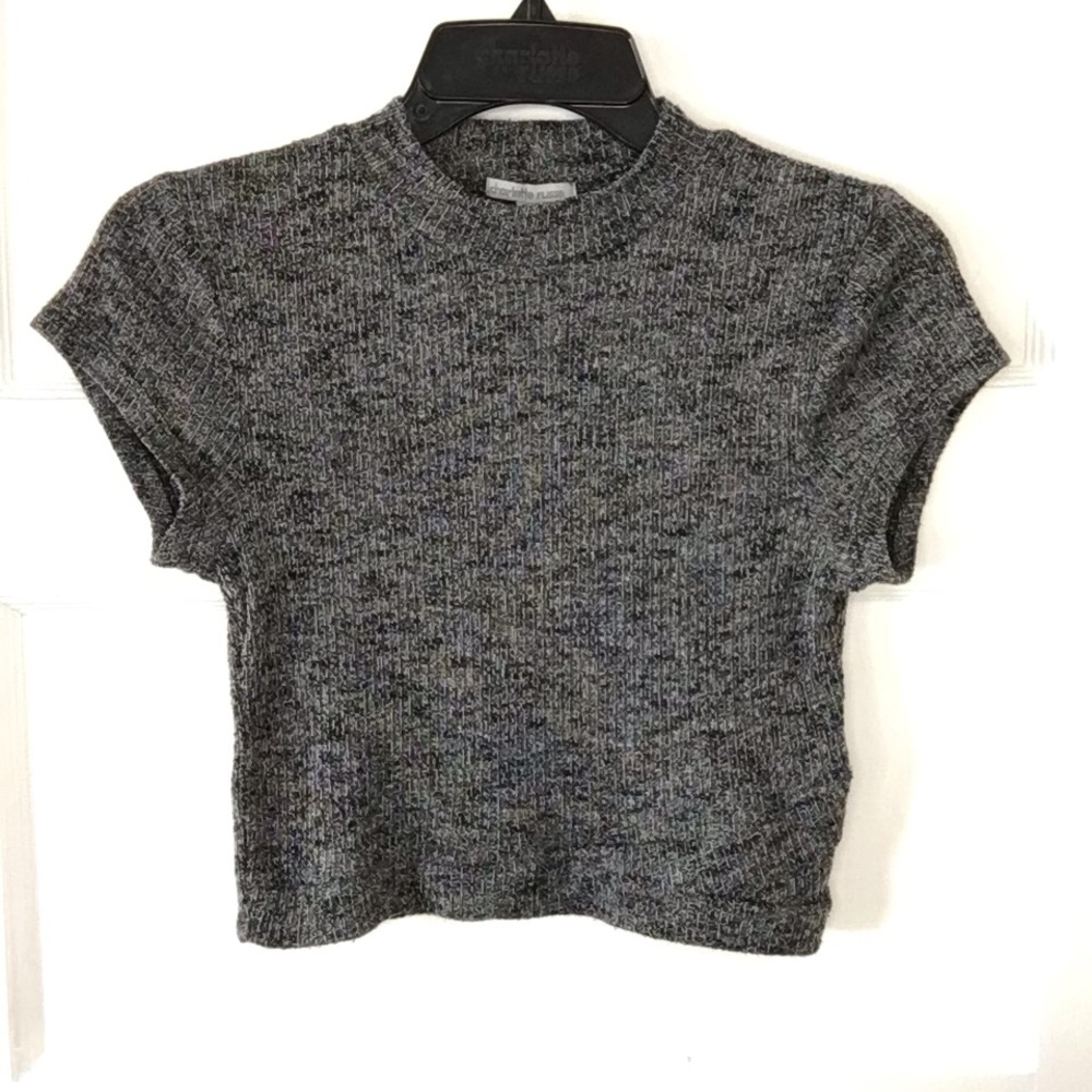 Ribbed mock neck crop top